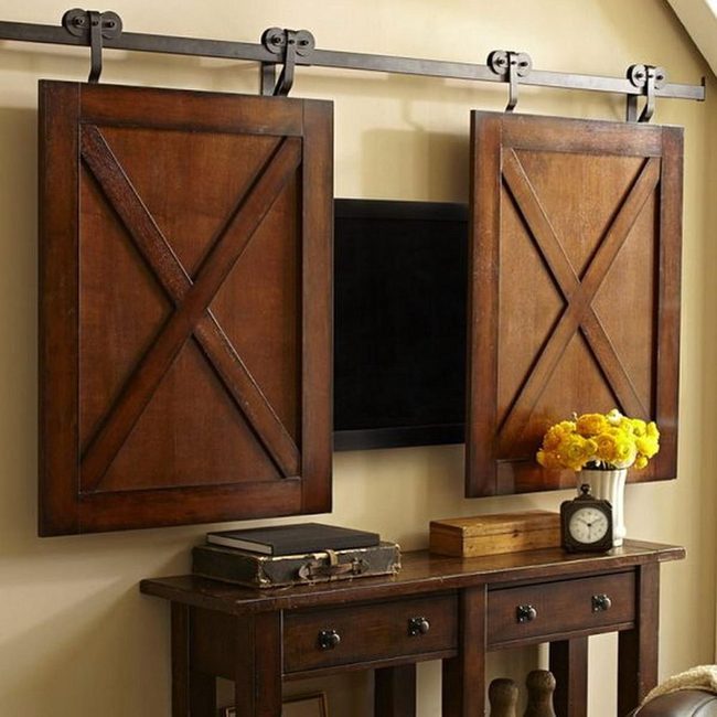 Wooden Barn Doors, Warm Tones