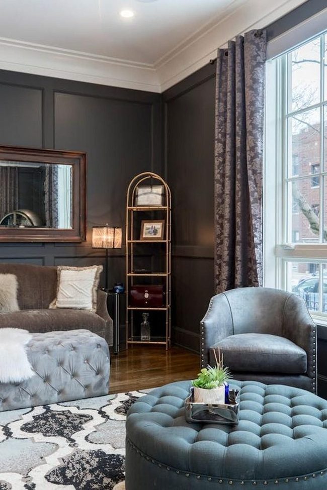 Dark Walls, Natural Light, Living