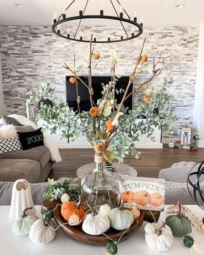 Burnt Orange Plaid Pumpkin Table