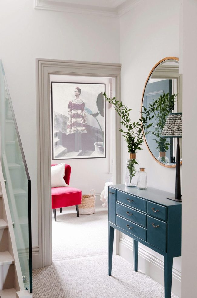 Fuchsia Chair Steals The Entryway