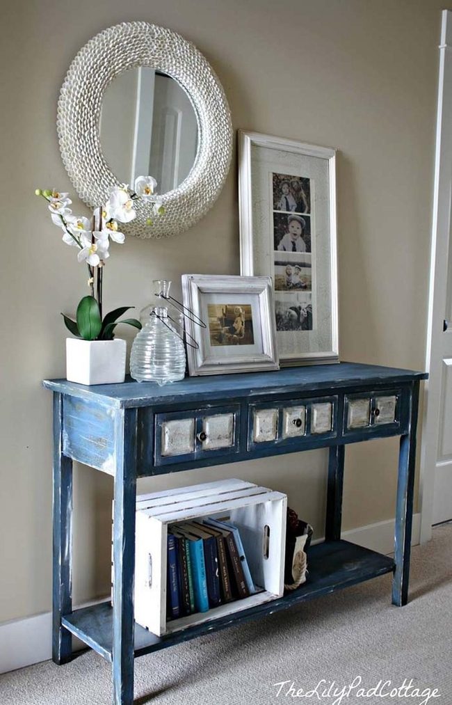 Weathered Wood Meets Seashell Frames