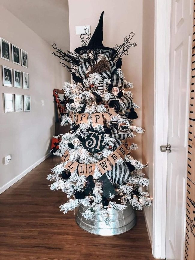 Black Striped Witch Hat Tree