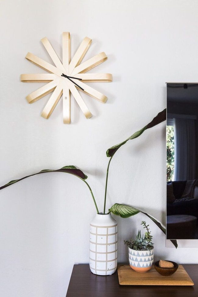 Starburst Clock Modern Personality