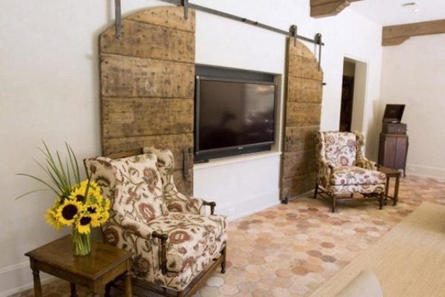 Natural Wood Meets Vintage Warmth