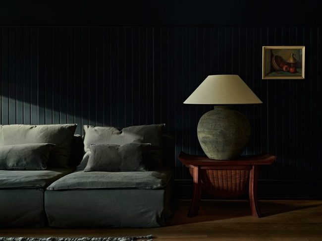 Deep Walls, Sophisticated Spaces