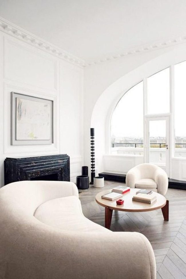 White Walls Sunlit Elegance