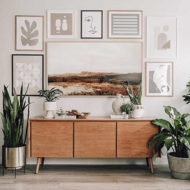 Green Gallery Wall With Living Plants