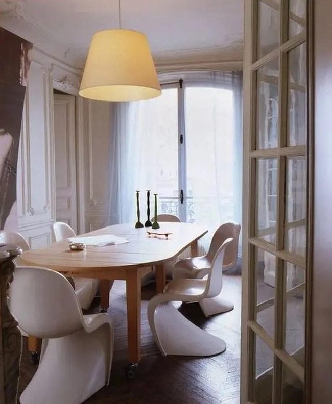 Dark Floors Light Furniture Warmth