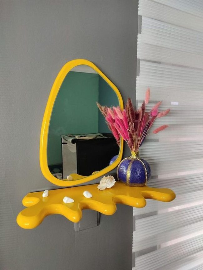 Sunny Yellow Shelf, Bold Blooms