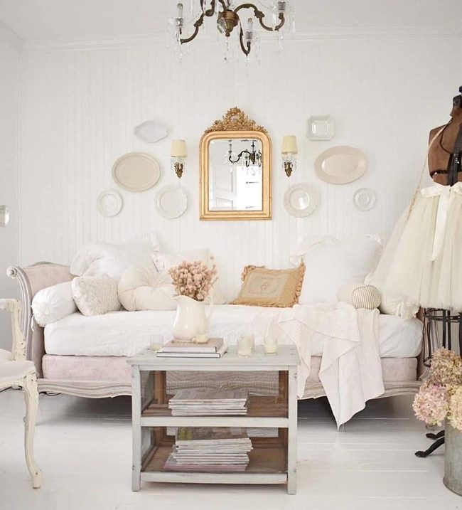Blush Daybed French Country Living