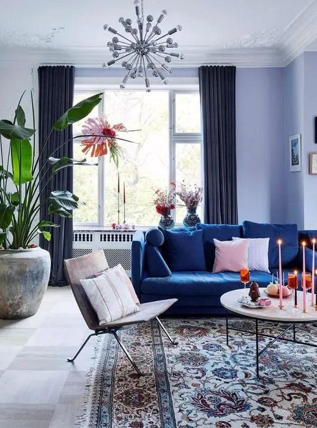 Lavender Walls, Deep Blue Sofas