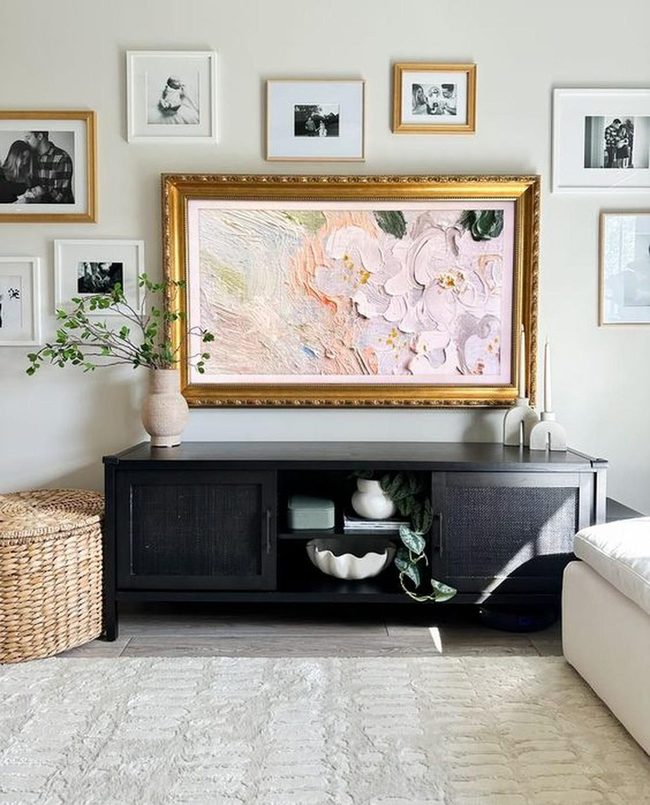 Pink Florals Gold Frame Corner