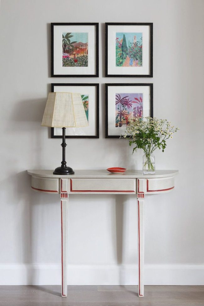 Symmetrical Art Grid Display