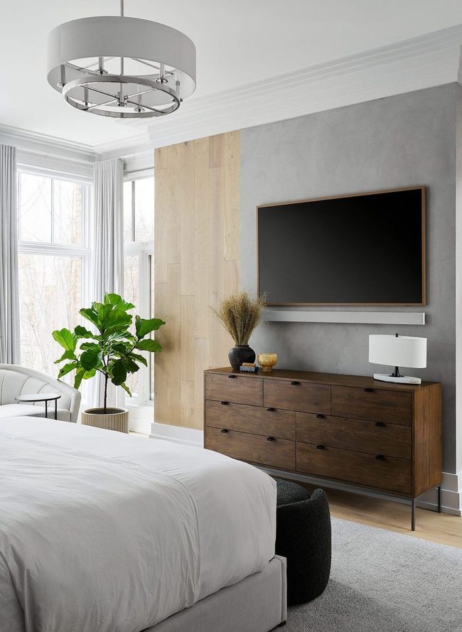 Mounted Soundbar Clutter-Free Console