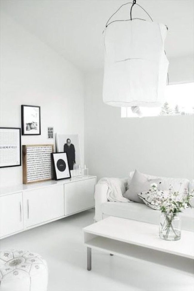 Sunlit White Living Room With Natural Wood Warmth