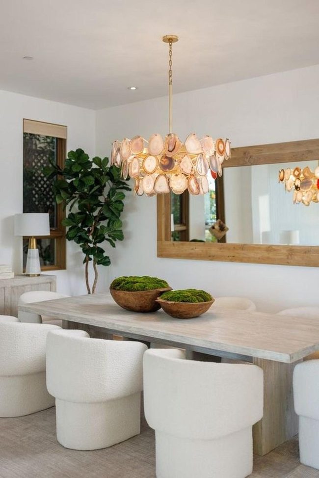 Wooden Mirrors Expand Dining Light