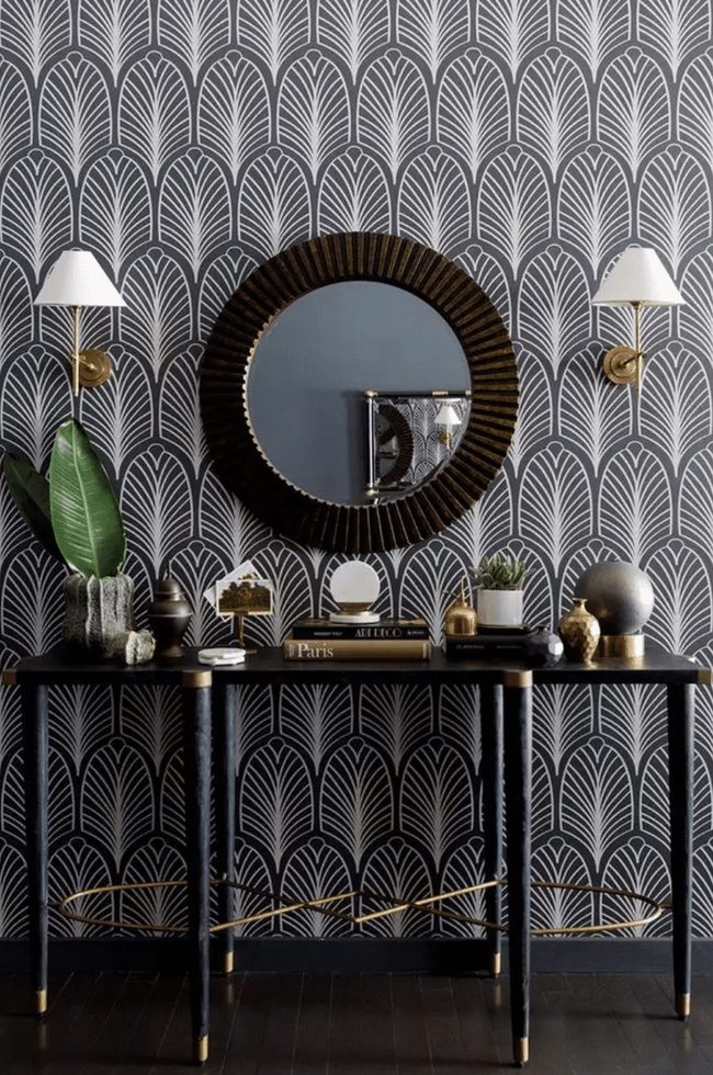 Black And Gold Entryway Statement