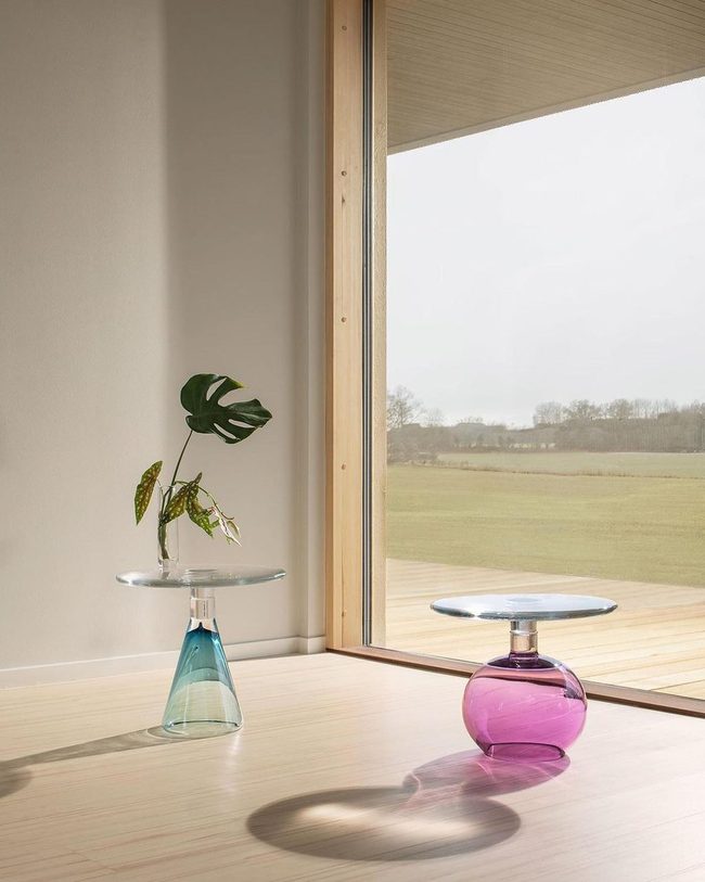 Transparent Glass Side Tables For Airy Spaces