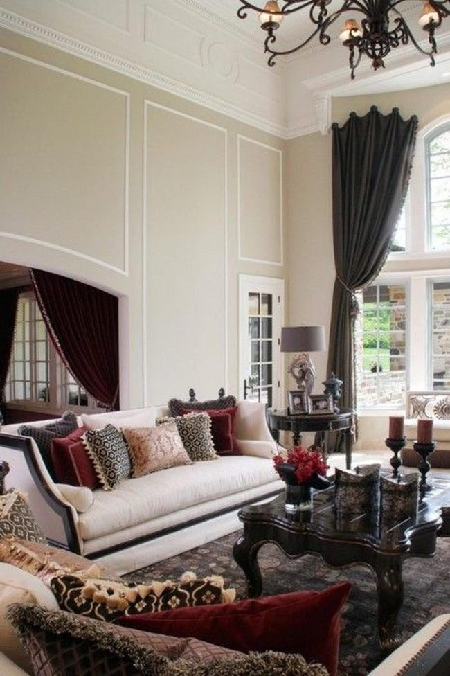 Cream Walls, Rich Contrast, Timeless Elegance