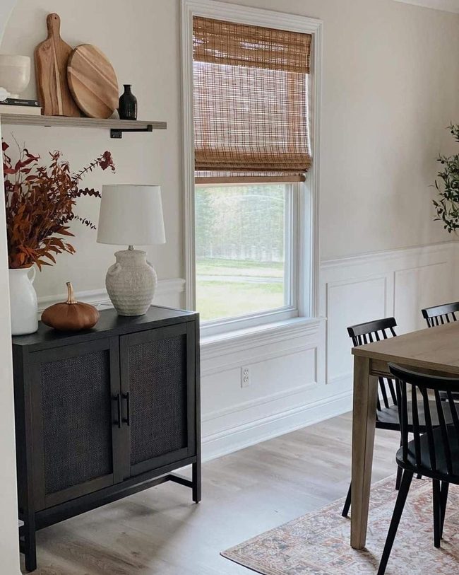 Black Buffet Anchors Neutral Dining