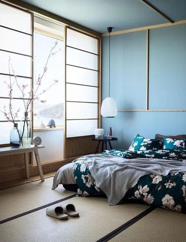 Blue Walls With Natural Branch Arrangements