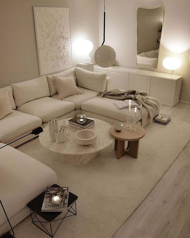 Light Amplifying Mirrors Brighten Neutrals