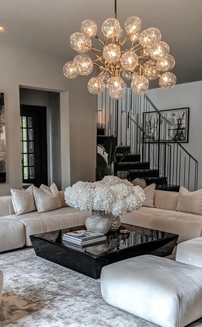 Crystal Chandelier Traditional Elegance