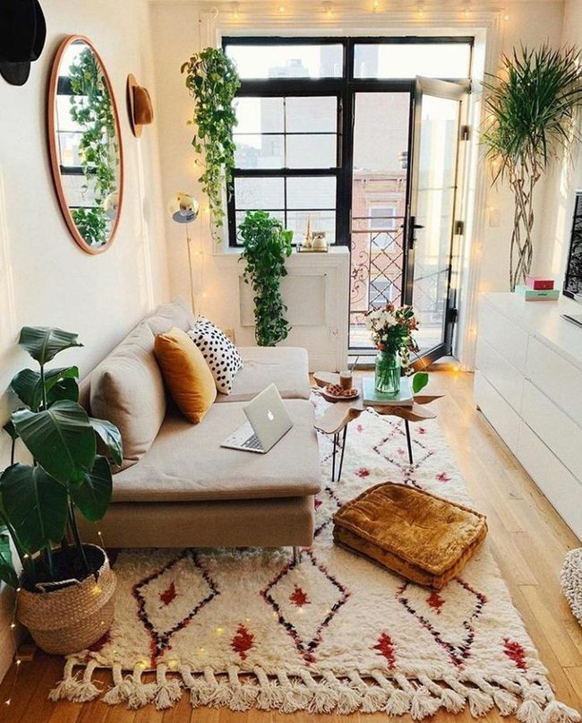 Sunlit Beige Comfort With Green Plants