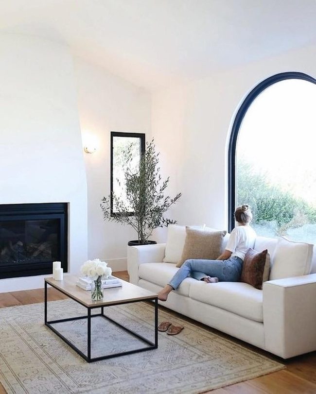 Bright White Room, Living Green