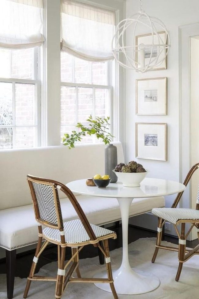 Sunlit White Dining With Natural Warmth