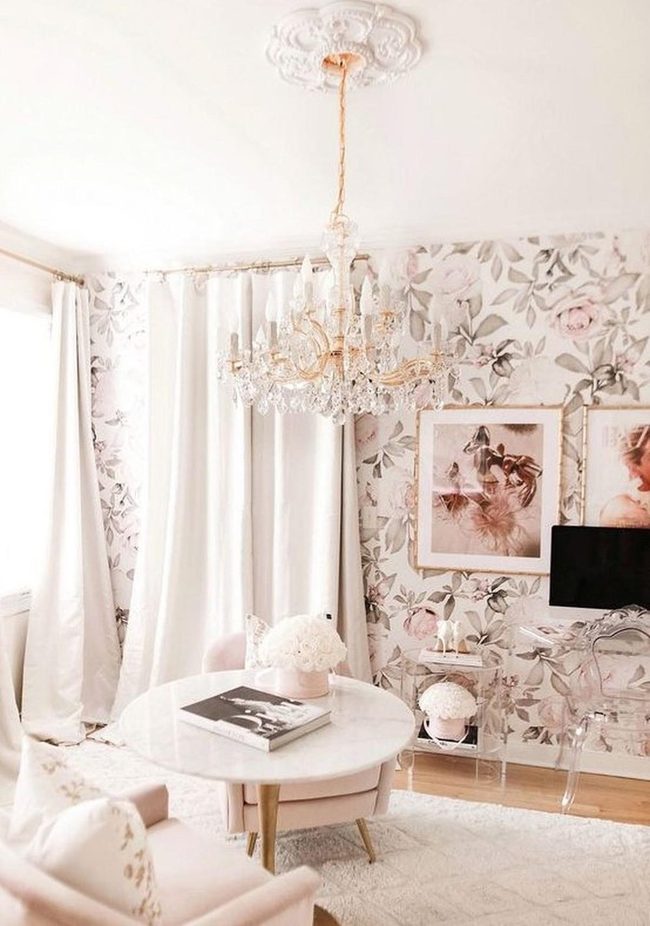 Pale Pink Light, Crystal Details