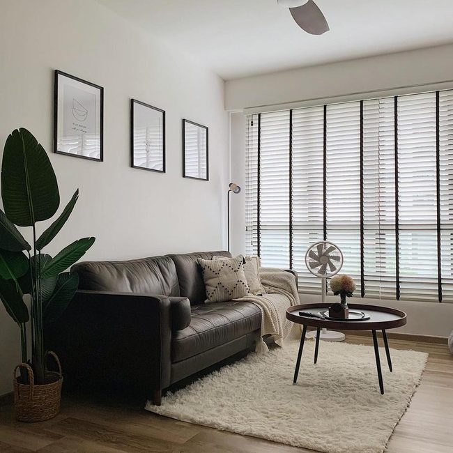 Dark Leather Sofa White Walls