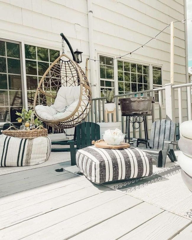 Starlit Deck With Mixed Seating