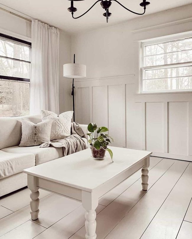 White Paneling Meets Black Metal Contrast