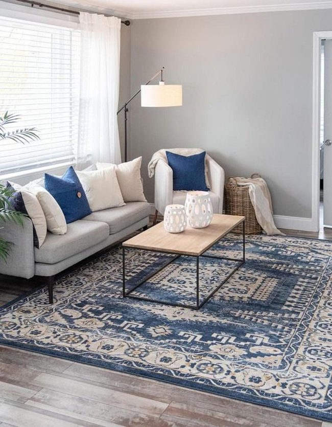 Gray Walls, Deep Blue Accents