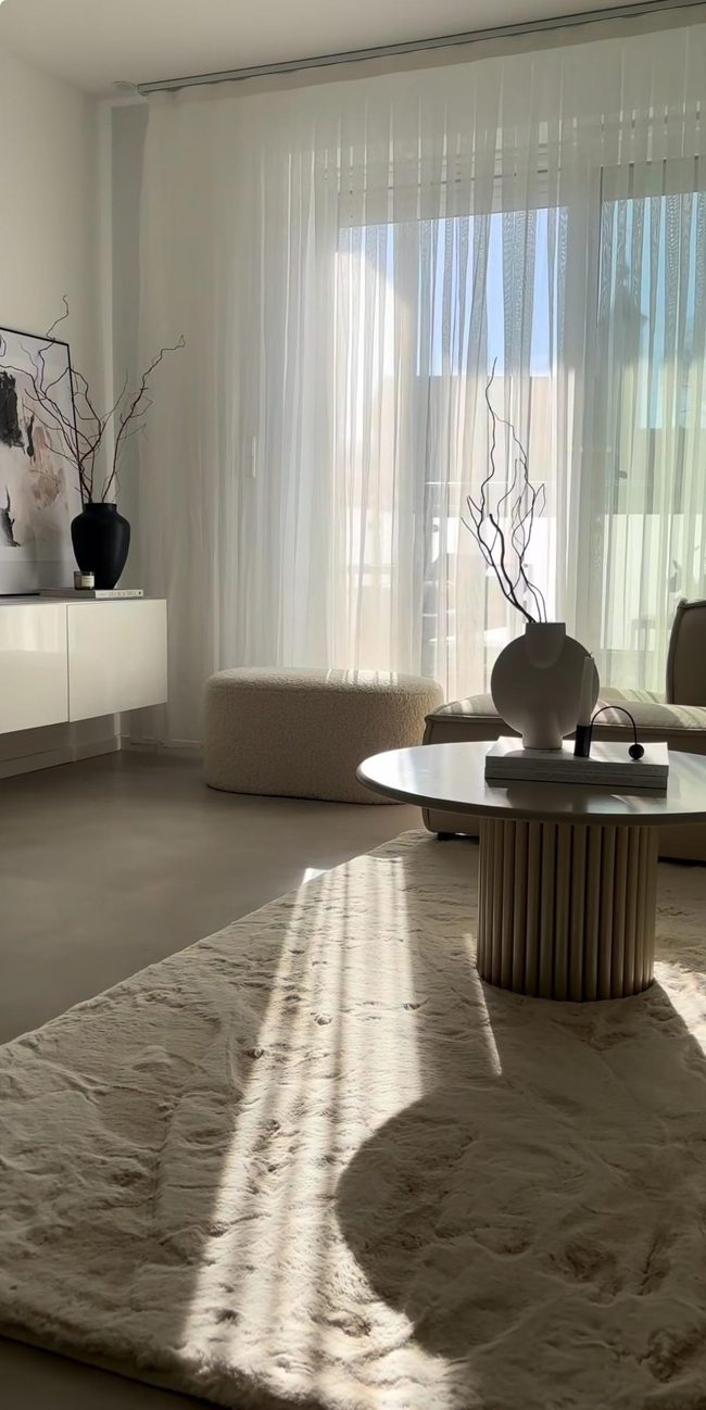Sunlit Luxury Rug Catches Light