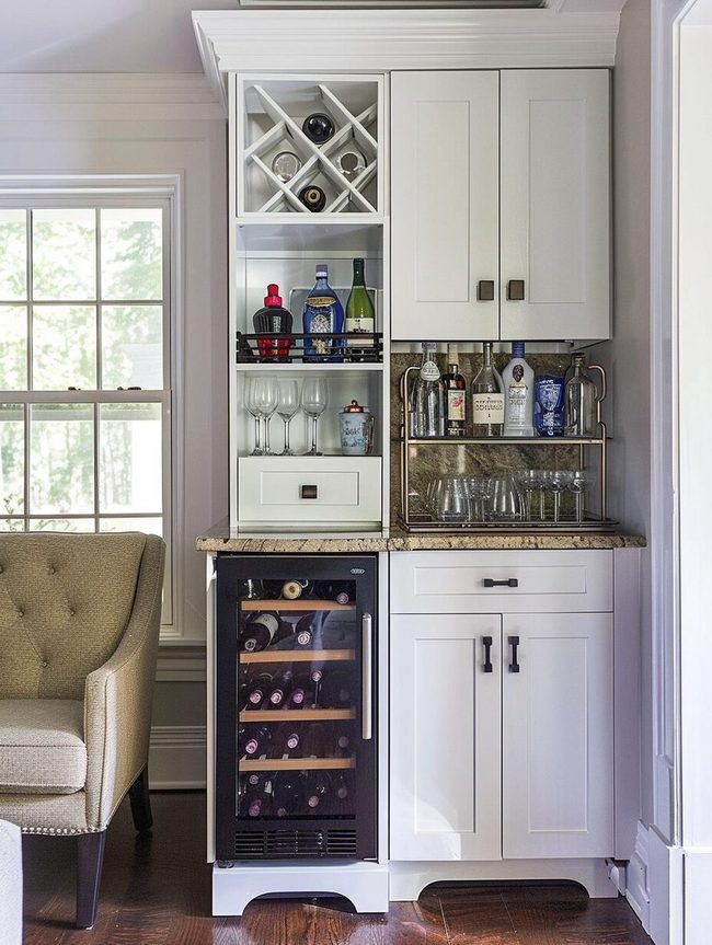 Small Cart Drink Display Corner