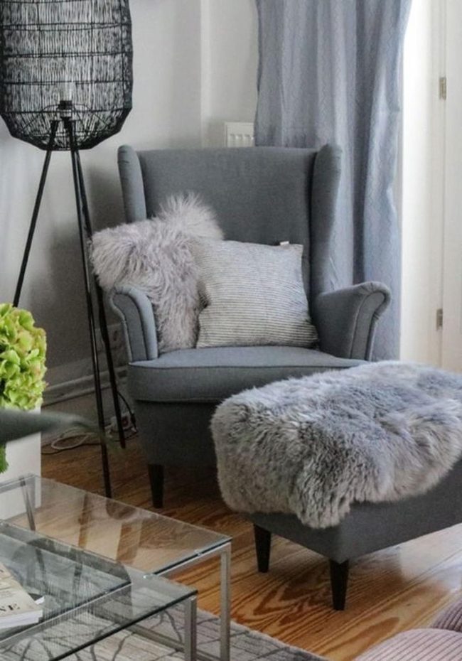Warm Wood Meets Cool Gray Seating
