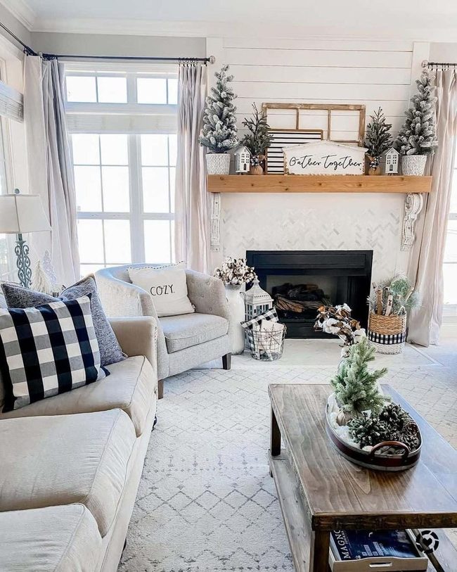 Frosted Evergreens Frame Cream Comfort