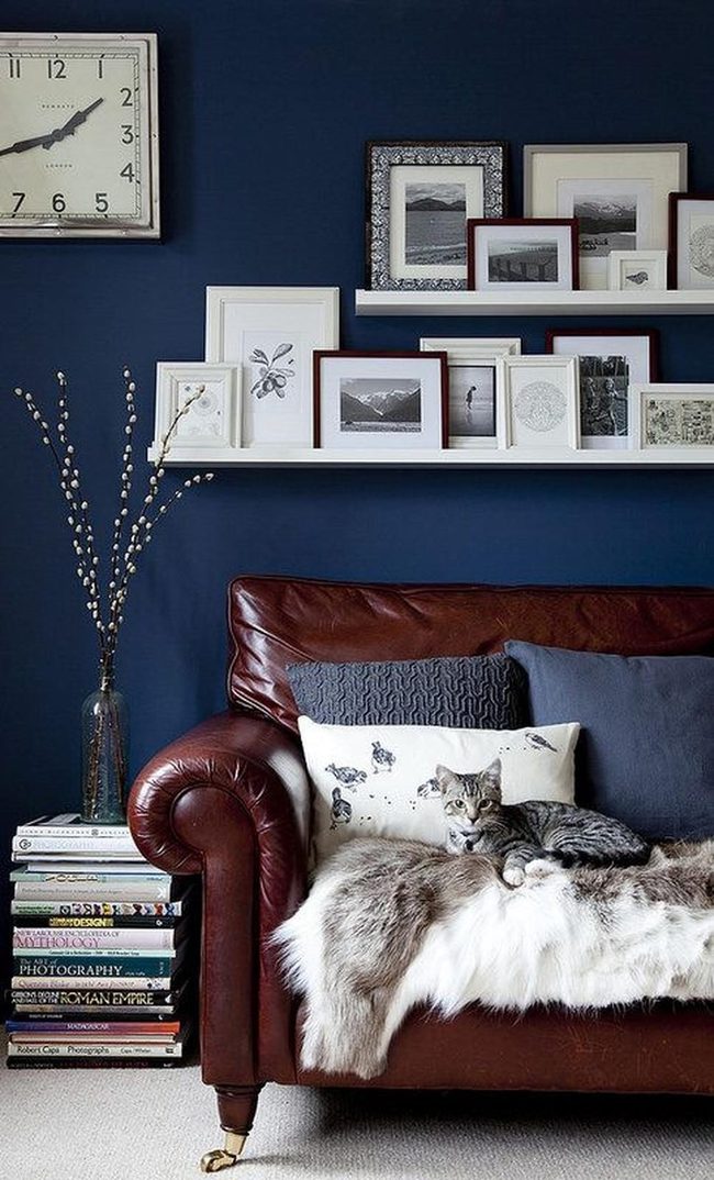 Deep Blue Walls, Brown Leather Comfort
