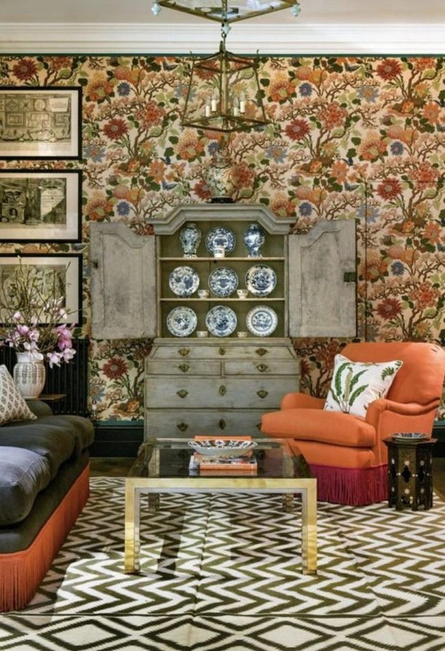 Floral Burst Living Room Gold Details