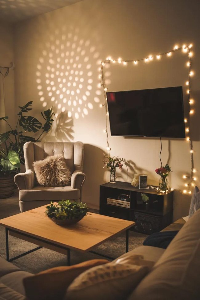 Fairy Lights Transform Tv Into Glowing Art