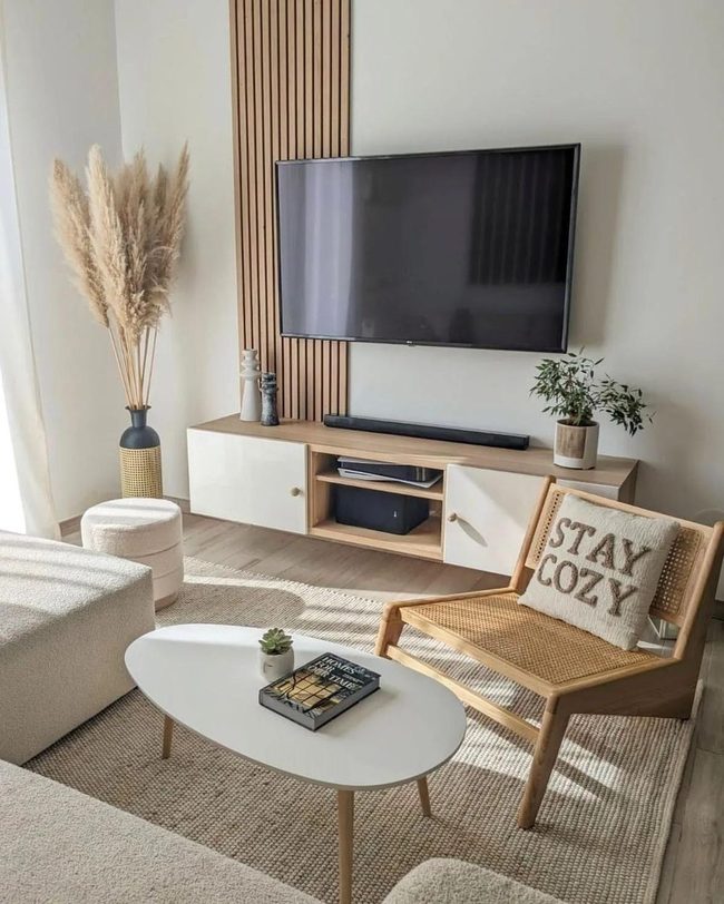 Pampas Grass Brings Natural Height
