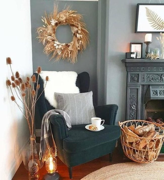 Dark Green Chair With Dried Flower Details