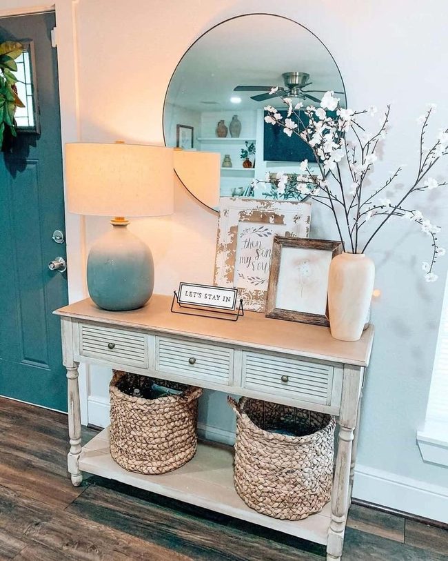 Reclaimed Wood Meets Magnolia Blooms