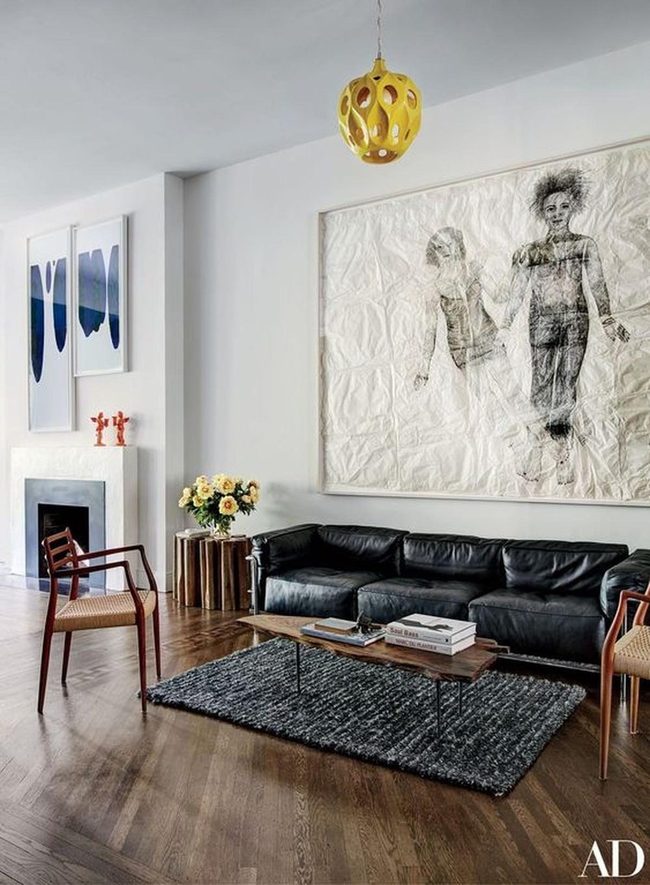 Black Leather Sofa Yellow Light