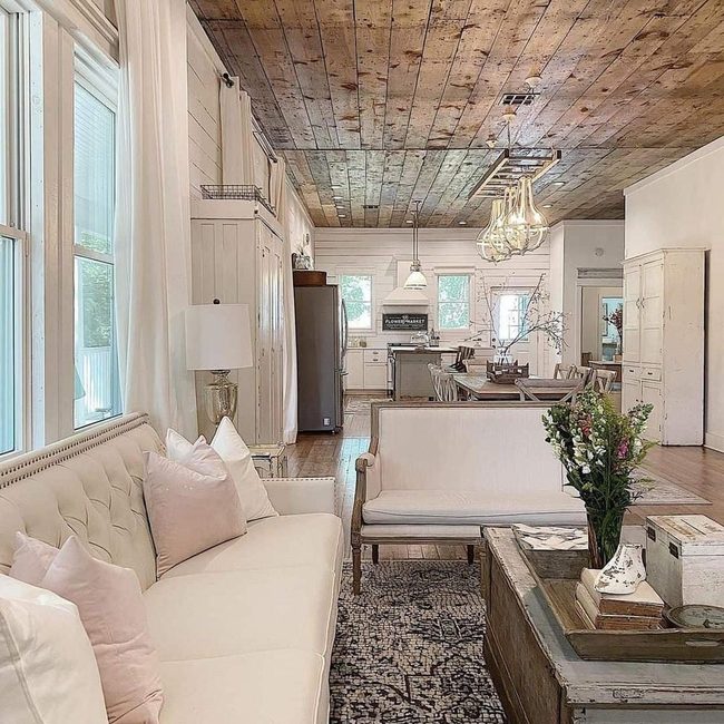 Natural Wood Ceiling Focal Point