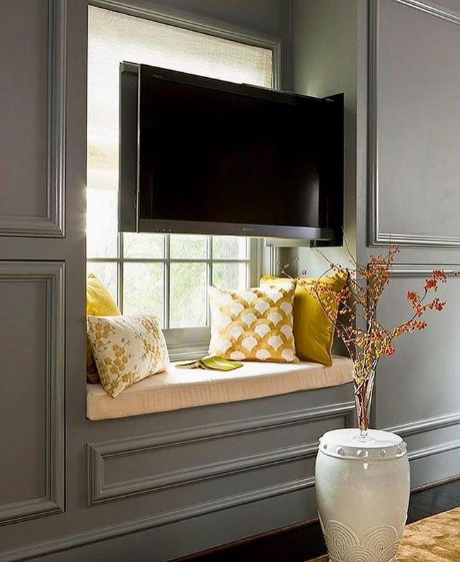 Sunlit Screen Corner Lounge