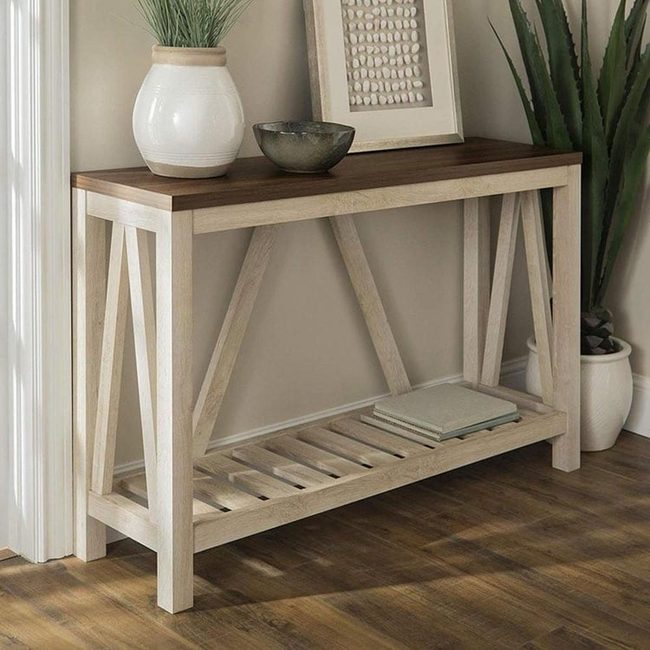 Green Plants Meet Natural Wood