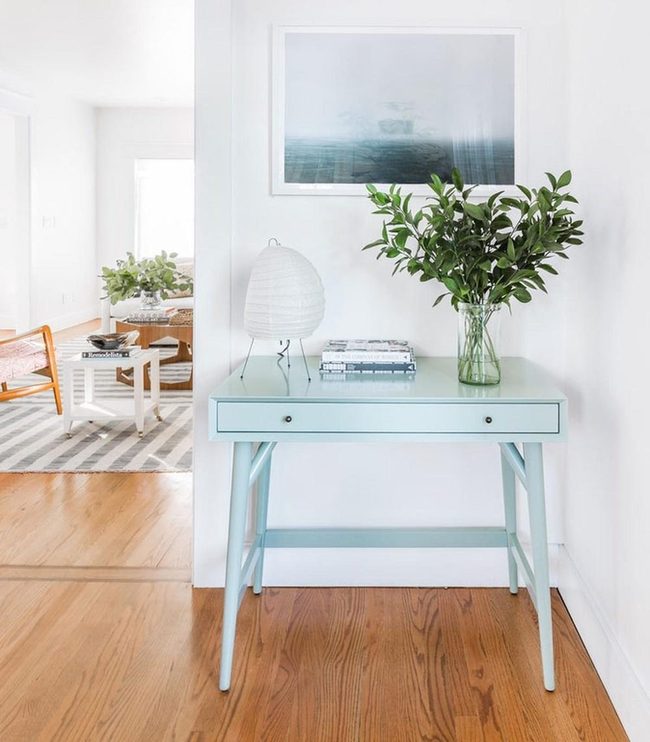 Vintage Desk Foyer Transformation